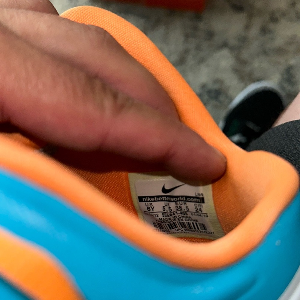 Nike KD V (GS) 6Y Easter - Picture 9 of 10